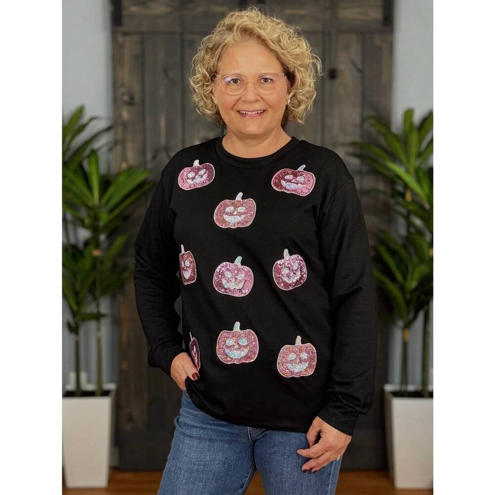 NEW SOUTHERN GRACE call me pumpkin sweatshirt in black